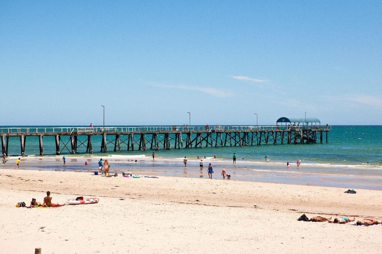 The One @ Henley Beach Grange 외부 사진